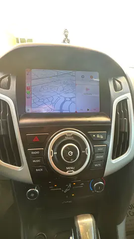 2016 FORD FOCUS 照片 7