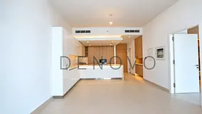 Brand new | Mid floor | Modern living
