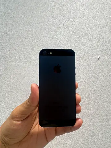 Apple IPHONE 5 black Exclent Condition