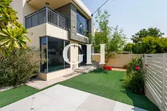Vacant | Corner Unit | Spacious