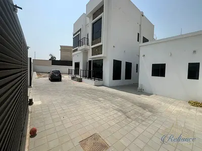 Spacious 5-Bedroom Villa for Rent in Al Barsha South