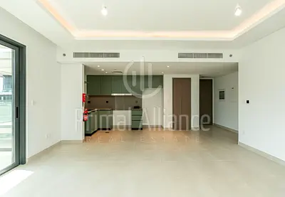 Burj Khalifa and Pool View | Brand New | Prime Location