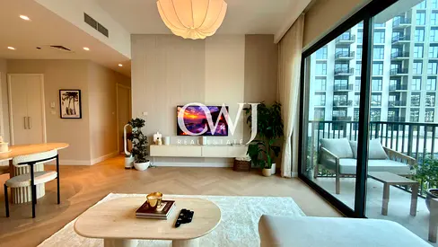 Full Park View | Fully Furnished | Upgraded