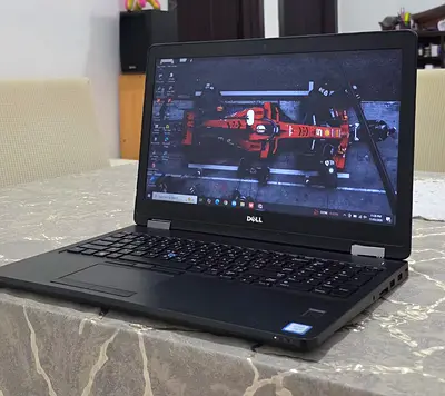 Dell Latitude 16-inch Laptop - E5570
