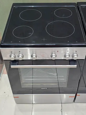 Siemens brand new Electric ceramic Cooking Range size 60cm Unused