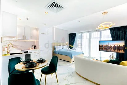 Luxurious studio in the heart of Downtown with stunning view