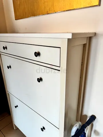 White wooden shoe rack