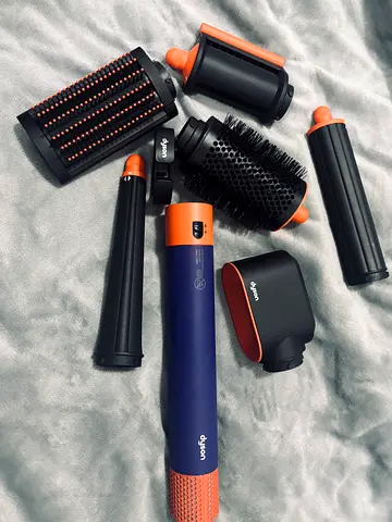 ✨ Dyson Airwrap – Excellent Condition | Complete Set ✨  Selling my Dyson Airwrap Multi-Styler, in ex