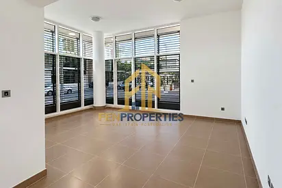 Spacious 3BR Apartment | Corner Windows | Family Layout | Al Rayyana