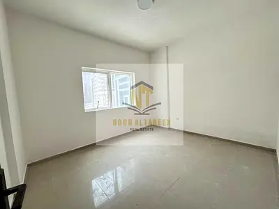 Upscale apartment (rooms + living room) in Al Khan – with a view and all amenities included for free!