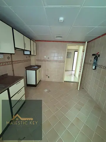 BIGGEST APARTMENT!!2BHK APARTMENT WITH BALCONY AND CENTRALISED AC AND CENTRALISED GAS JUST IN 40k