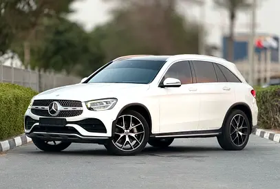 Agency checks and agency paint. Mercedes-Benz GLC 200 2020 GCC Specs in Excellent Condition