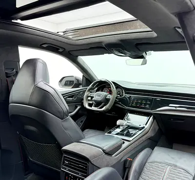 2021 AUDI RS Q8 照片 10