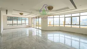 Five Master Bedroom Penthouse with Living Room with Free Parking Master Maid Room Laundry Room Built