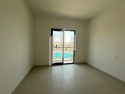 Single Row Mid |Modern Amenities | Prime Location