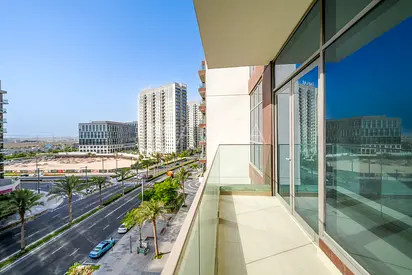 Spacious Layout | Ready to Move In | Modern