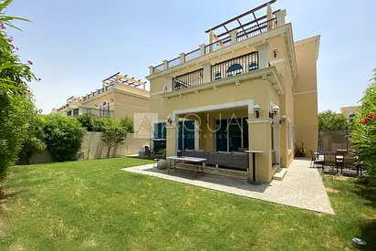 Quiet Internal 4 Bed Nova | Mature Garden