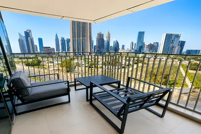 Rare Corner Unit | Skyline & Sea Views | Vacant