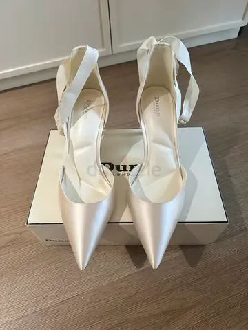 White satin pointed-toe heels with ankle tie (Dune London) - size 39 never worn before