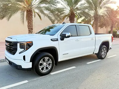 2024 GMC Sierra Elevation 5.3L GCC Specs-Free service history with warranty