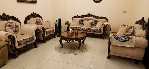 7 seater sofa set with matching coffee tables