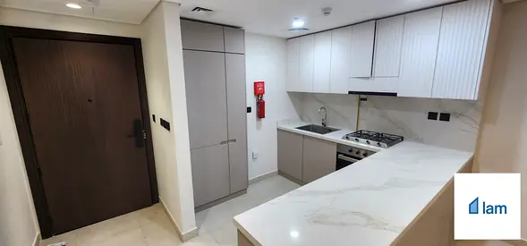 Brand-New 1BR | Spacious | Deansgate, Majan