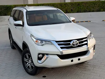 Toyota Fortuner 2020 4x4 V4 2.7L GCC Specs Interior and Exterior Excellent Condition