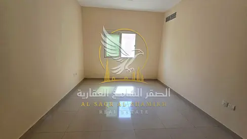 شقة غرفة وصالة في القليعة تشطيب حديث مساحة واسعة 2 حمام تكييف مركزي موقع مميز 30,000 درهم