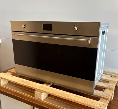 Smeg Built-in stainless steel electric oven - 90cm