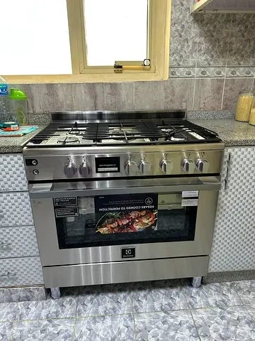 Electrolux Freestanding Cooker 90x60cm