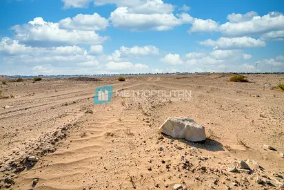 Single Row Corner | Prime Investment | Huge Land