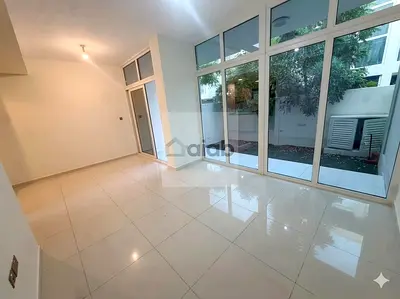 Prime Location | Unfurnished | Vacant