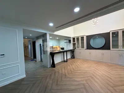 Elegant 4BR Townhouse | Sur La Mer