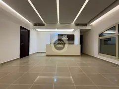 Prime Location/ Ready To Move/ Tawtheeq Available/ No Commission
