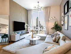 Canal View | Upgraded | High Floor