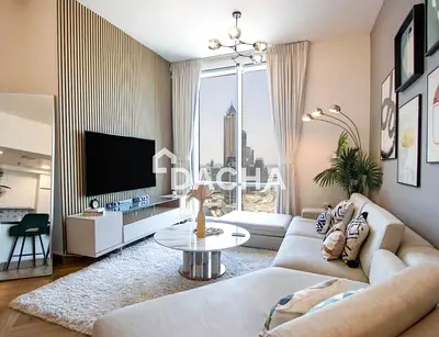 Canal View | Upgraded | High Floor