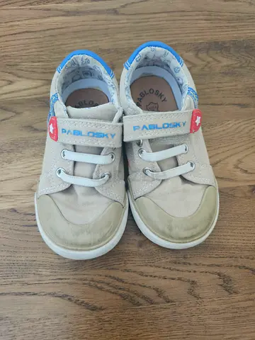 Pablosky Lightweight toddler sneakers size 23 - casual everyday shoes