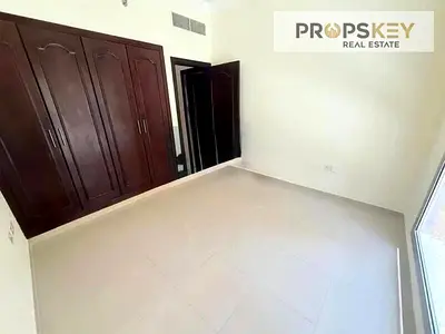 2BHK || Close Kitchen || Only 4 Family || Vacant || 6 Cheques