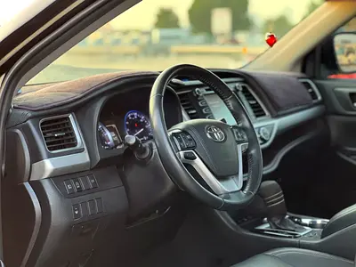 صورة مصغرة 14 لـ 2019 Toyota HIGHLANDER