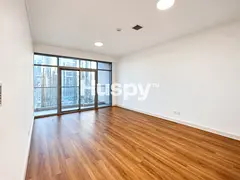 Fully Renovated | Lake View | Mid Floor