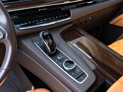 2021 Cadillac ESCALADE — миниатюра 20