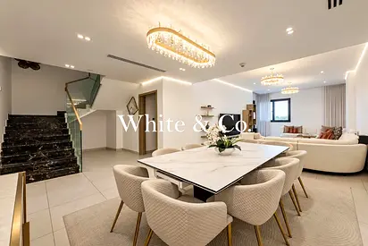 Upgraded Duplex | Vacant | Two Parkings