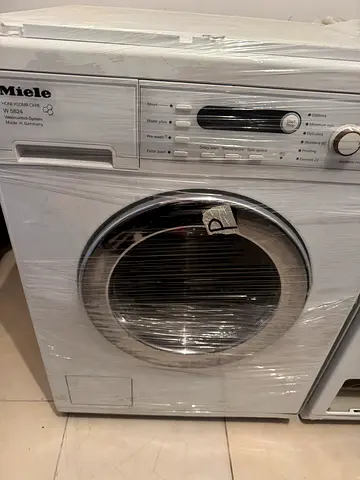 Miele Front Load Washing Machine - 6kg, Good Condition