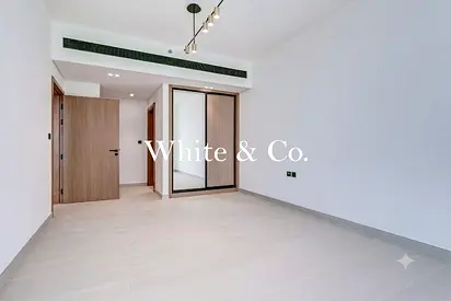 HIGHFLOOR | SKYLINE VIEW | PRIVATE POOL