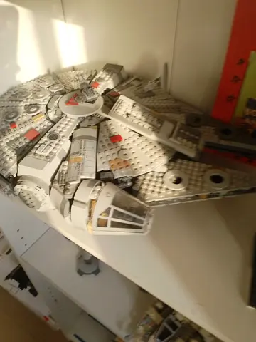 Large LEGO Star Wars Millennium Falcon set (used)