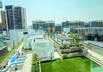 First Tenant - Pool View - Low Floor
