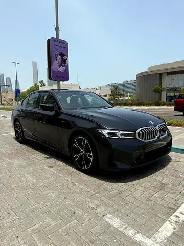 BMW 318i M Sport - 5 Years Warranty - 5 Years Free Service - GCC Specs