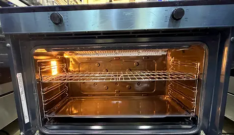Siemens built in Gas oven 90by60 cm