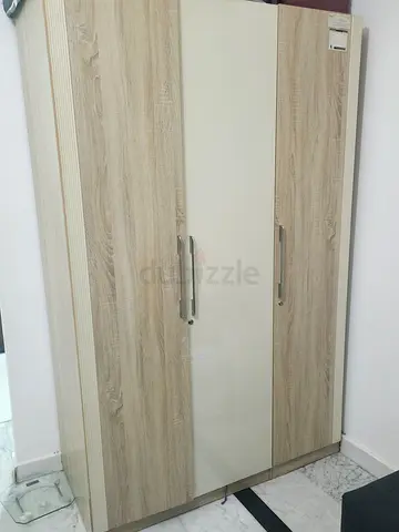 3-door wardrobe in light wood and white finish - good condition