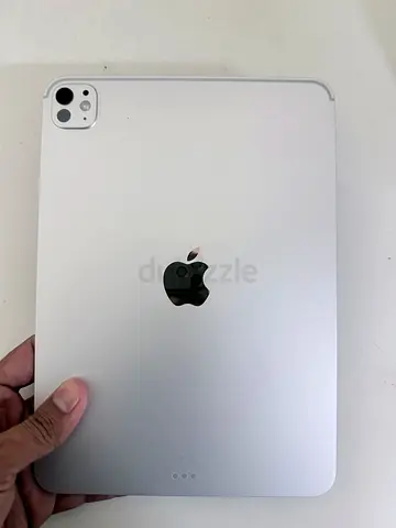 Apple iPad Pro 11-inch M5 (Silver) - brand new Condition, 2nd/3rd Gen 2 months old only under